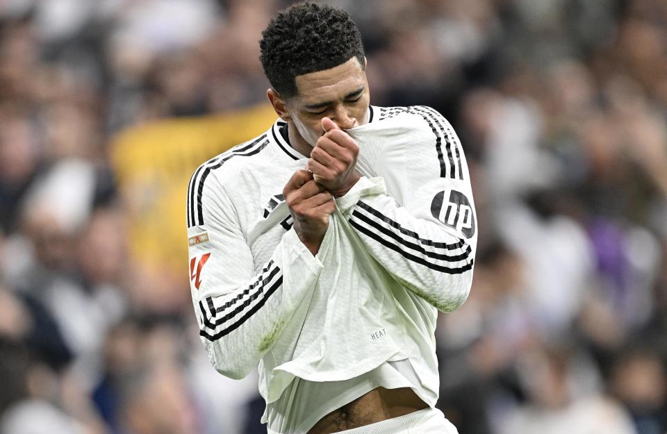 RNM退钱！印度球迷：梅西就亮相了10分钟，人都没看清，退钱！（印度球迷不满：梅西仅亮相10分钟，根本没看清，要求退款）