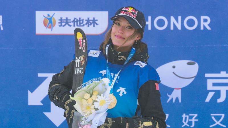 官方：乔纳森-戴维当选中北美及加勒比海足联年度最佳球员（官宣：乔纳森-戴维荣膺中北美及加勒比海足联年度最佳球员）