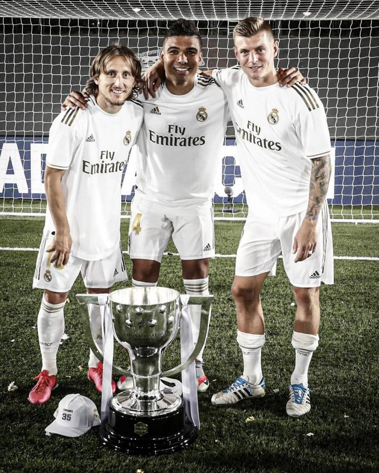 邮报：奥纳纳和埃托奥长期有矛盾；姆伯莫预计是喀麦隆新队长（报道：奥纳纳与埃托奥积怨已久，姆伯莫有望出任喀麦隆新队长）