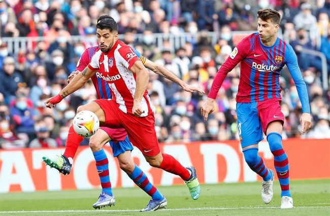 记者：李可缺席津沪战赛前合练，汪海健、路易斯或首发登场（记者称李可缺席津沪大战赛前合练，汪海健、路易斯可能首发）