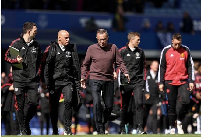 “童话小马一家”穿上彩色服饰 全面完工等你来打卡哈尔滨（童话小马一家换上彩色新装，现已全面竣工，哈尔滨等你来打卡）