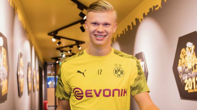 2-1！张帅晋级16强，决胜盘连输4局拒绝逆转，赛后振臂怒吼（2-1！张帅闯进16强，决胜盘连丢4局惊险拒逆转，赛后高举双臂怒吼）